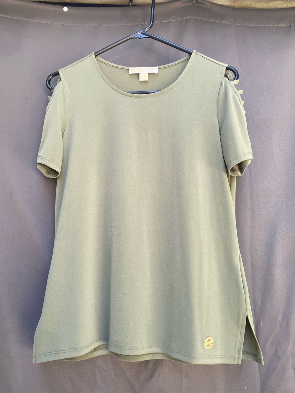 Michael Kors Olive Short Sleeve Tee with Side Slit and Logo